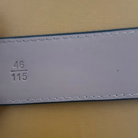 Black Checkered LV Belt - Picture 6 of 6